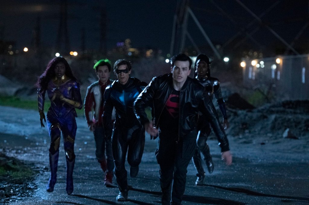 Superboy, Nightwing, Beastboy, Starfire, Blackfire, Titans, Titans Episode 8